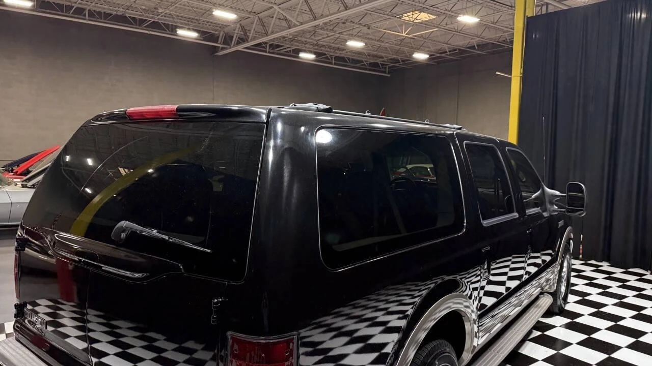 2001 Ford Excursion - Image 18 of 21