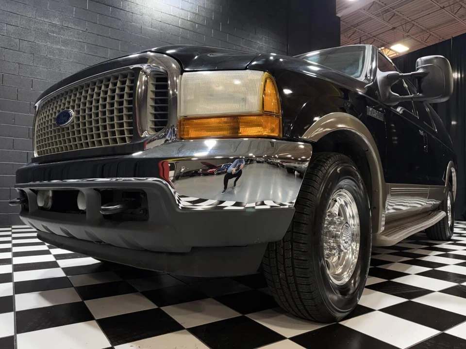 2001 Ford Excursion - Image 5 of 21