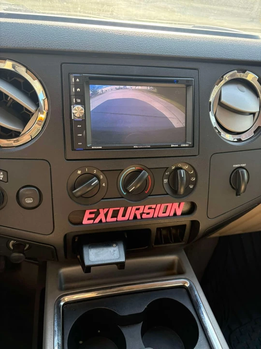 2001 Ford Excursion - Image 12 of 24