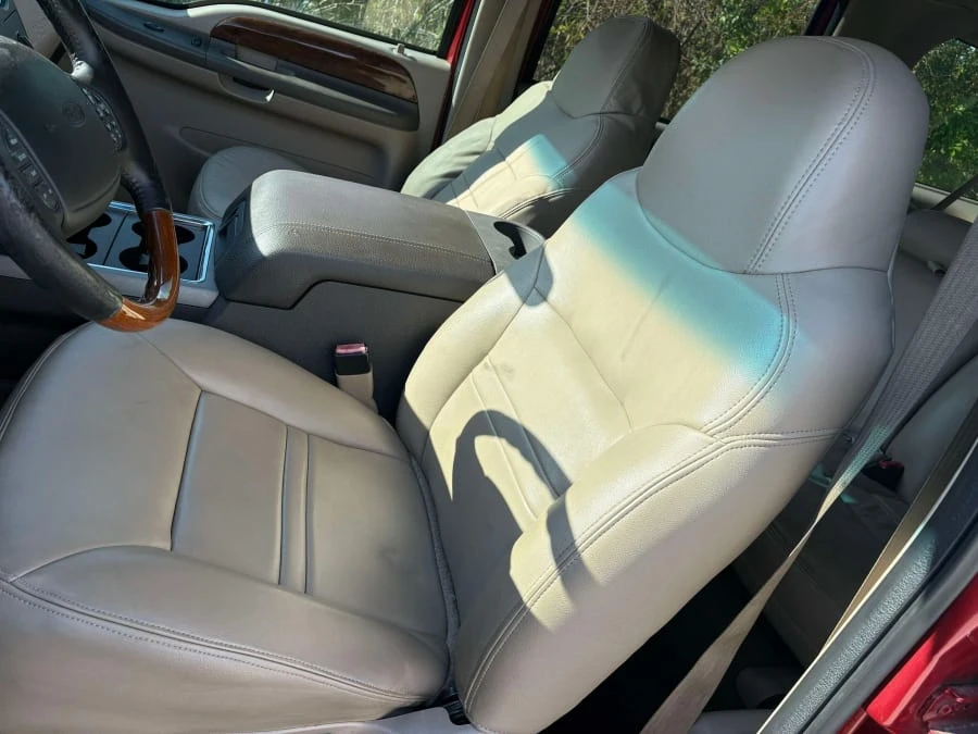 2001 Ford Excursion - Image 18 of 24