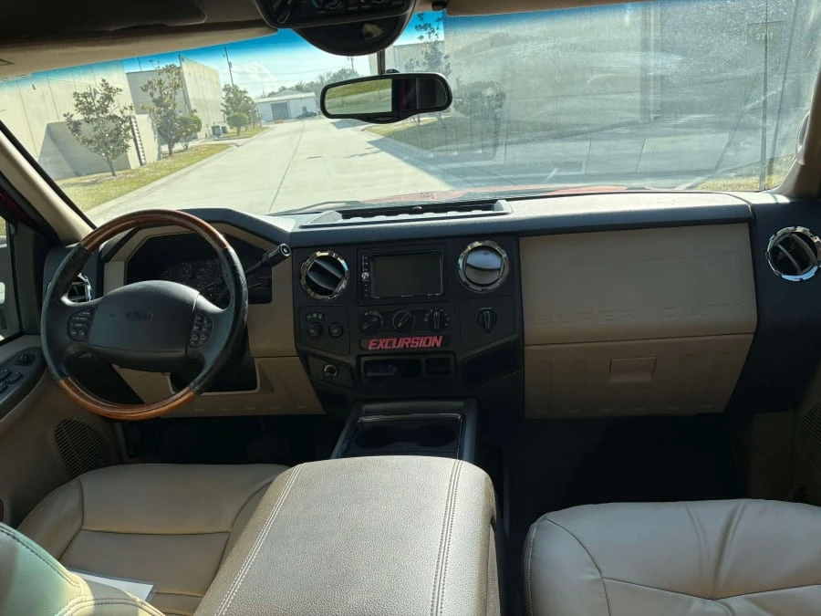 2001 Ford Excursion - Image 11 of 24