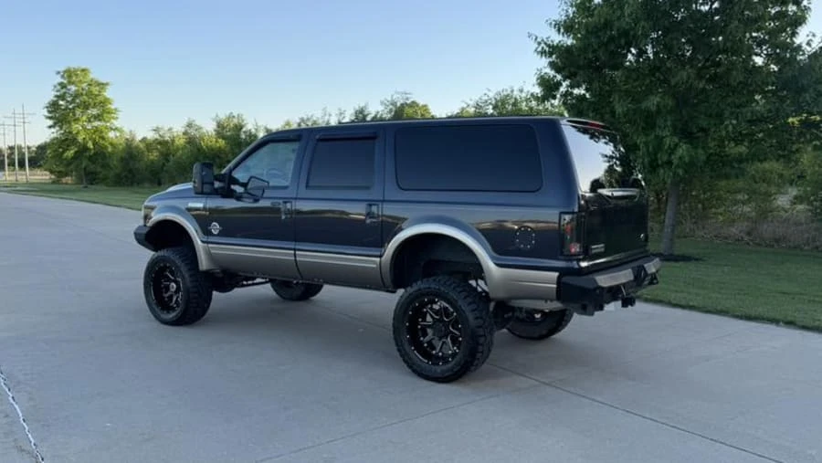 2001 Ford Excursion - Image 20 of 31