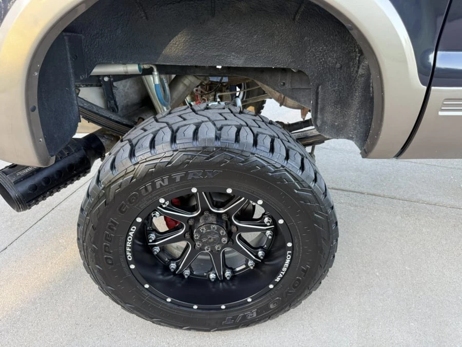 2001 Ford Excursion - Image 16 of 31