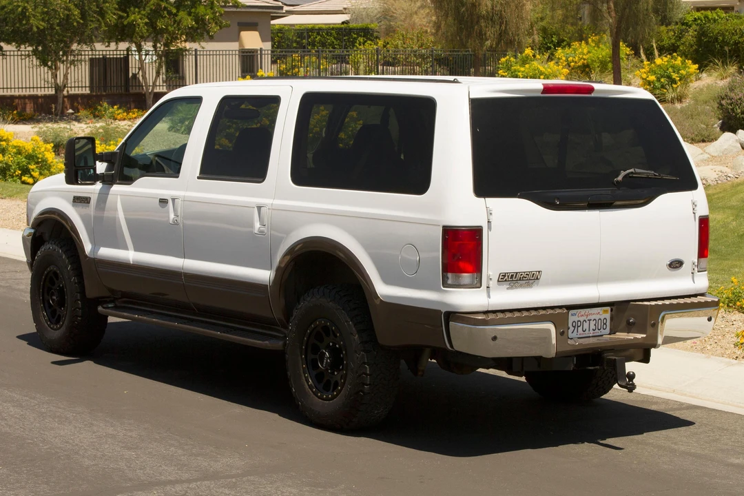 2001 Ford Excursion - Image 4 of 31
