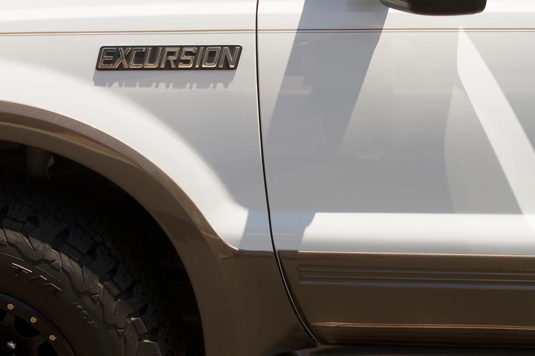 2001 Ford Excursion - Image 24 of 31