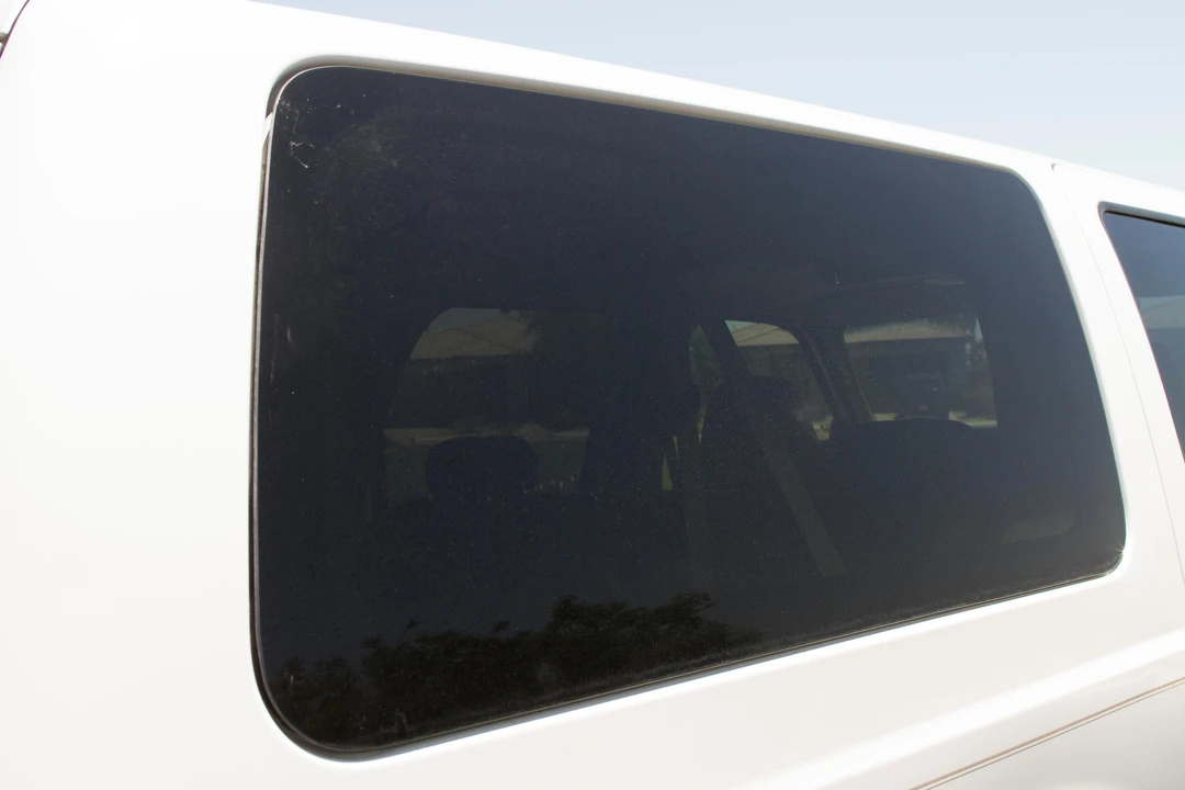 2001 Ford Excursion - Image 30 of 31