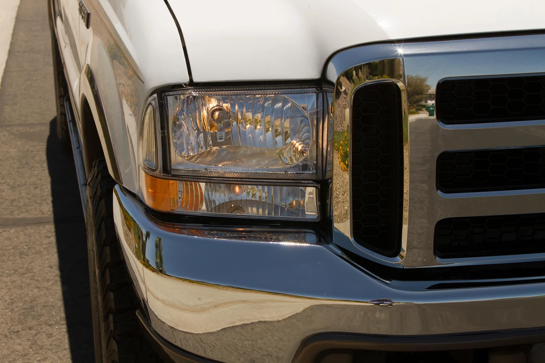2001 Ford Excursion - Image 17 of 31