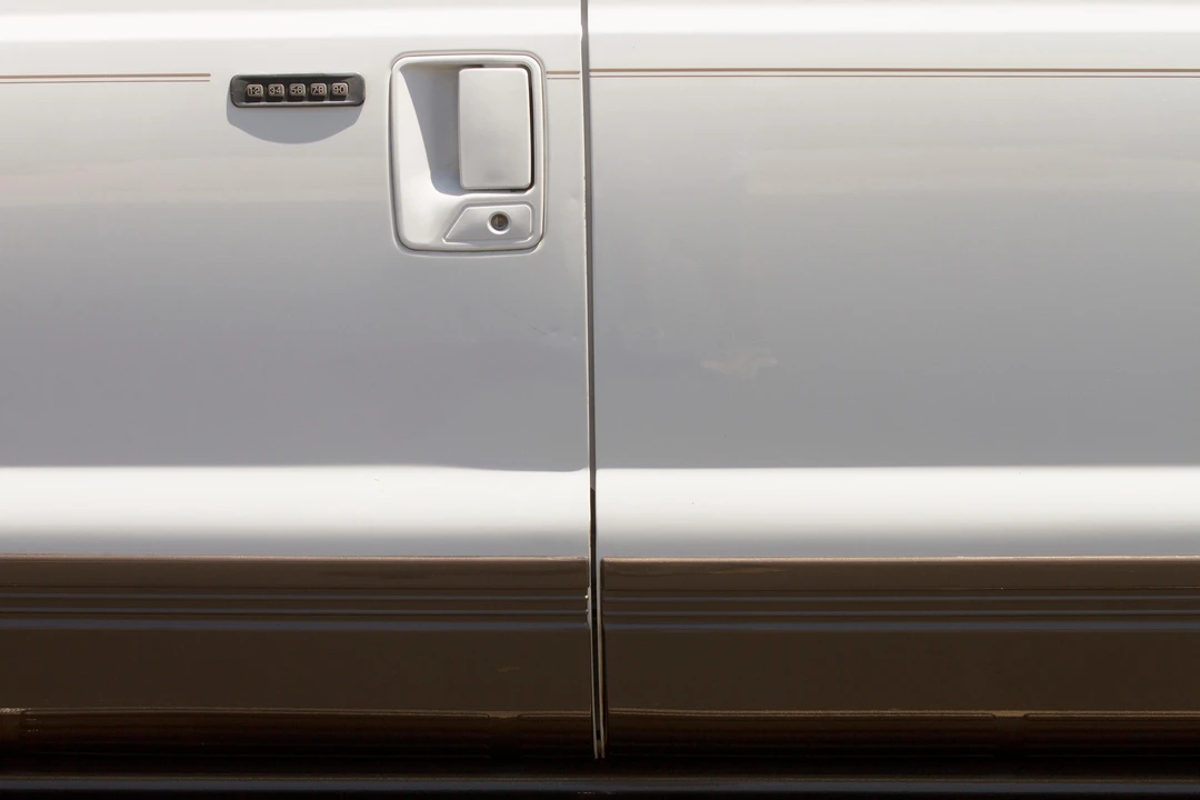 2001 Ford Excursion - Image 25 of 31