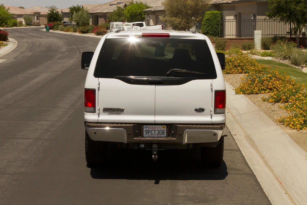 2001 Ford Excursion - Image 11 of 31