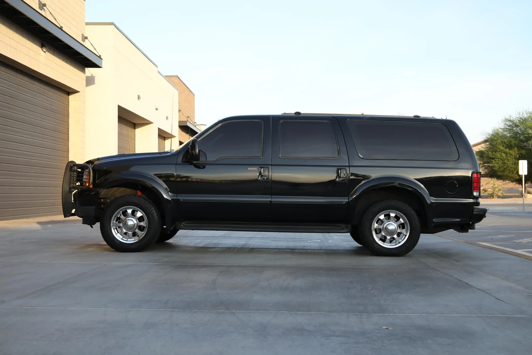 2001 Ford Excursion - Image 10 of 21