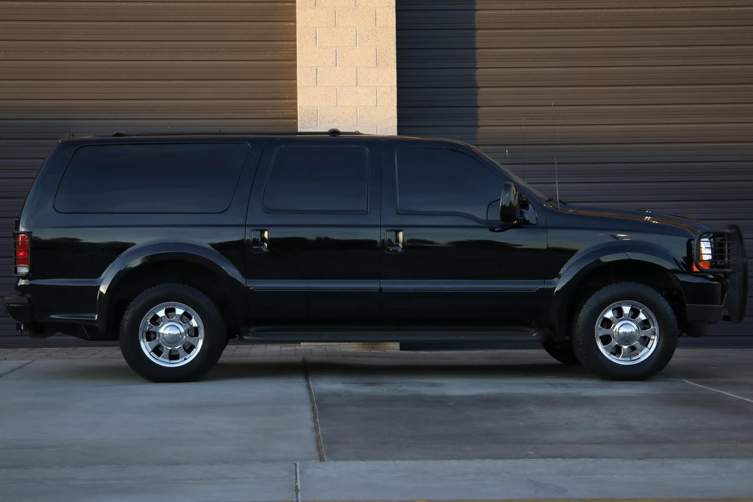 2001 Ford Excursion - Image 3 of 21