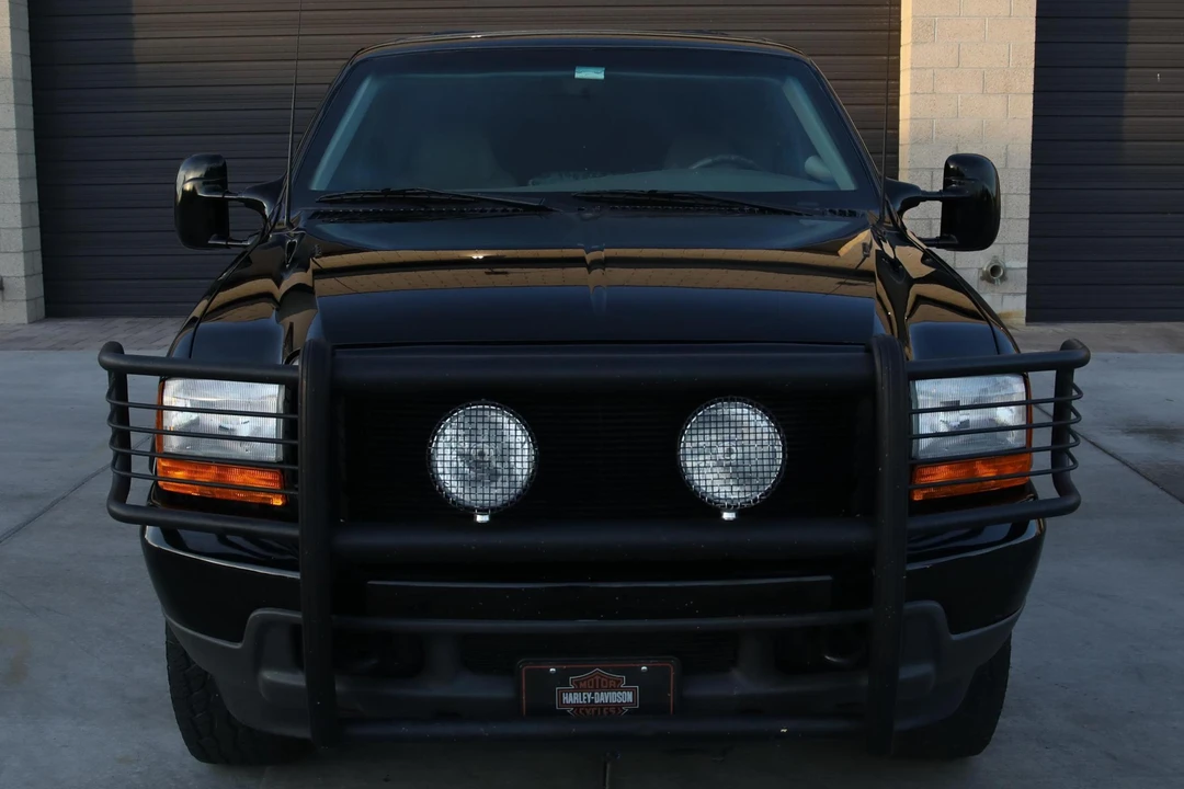 2001 Ford Excursion - Image 2 of 21