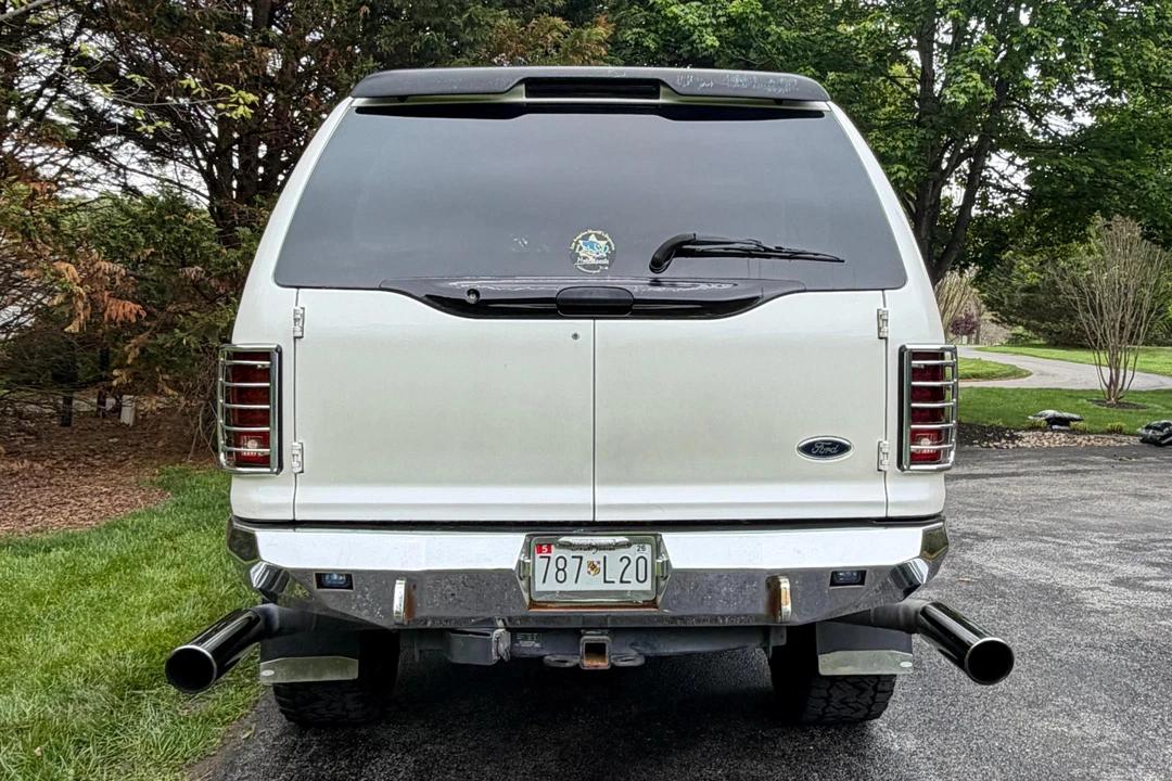 2001 Ford Excursion - Image 9 of 31