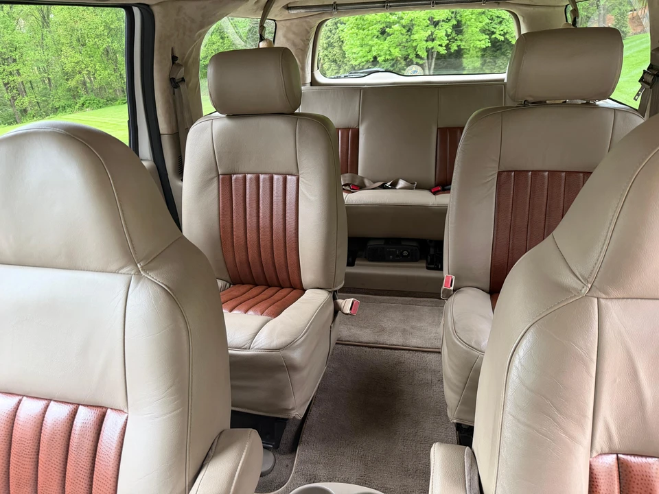 2001 Ford Excursion - Image 28 of 31
