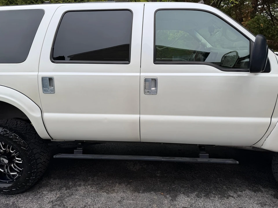 2001 Ford Excursion - Image 17 of 31