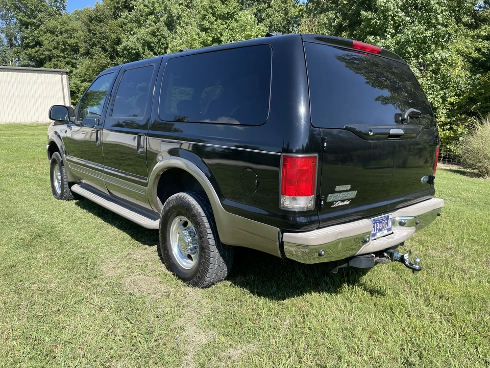 2001 Ford Excursion - Image 7 of 31