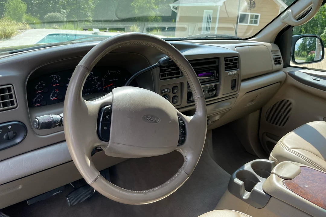 2001 Ford Excursion - Image 30 of 31