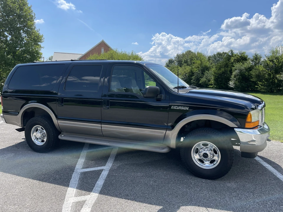 2001 Ford Excursion - Image 13 of 31