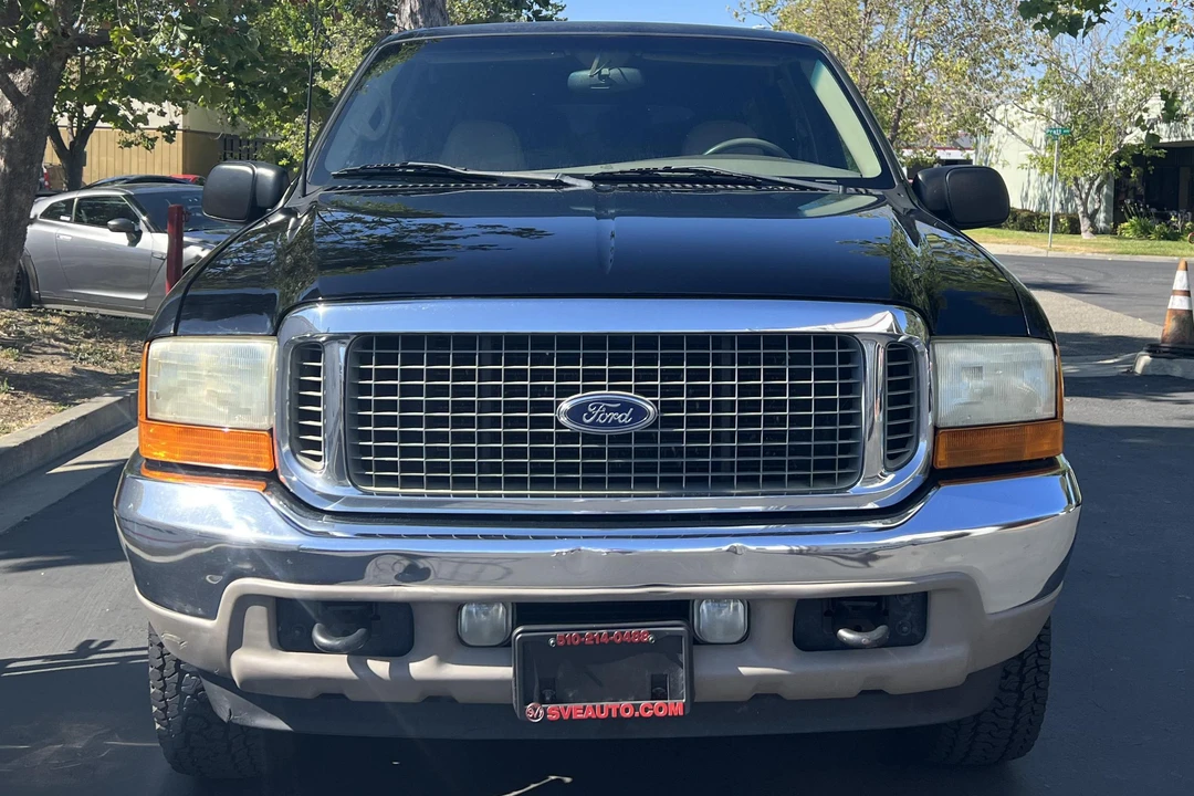 2001 Ford Excursion - Image 2 of 31