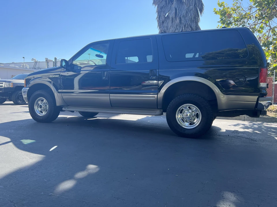 2001 Ford Excursion - Image 9 of 31