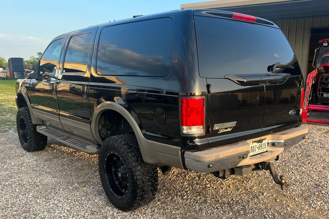 2001 Ford Excursion - Image 4 of 31