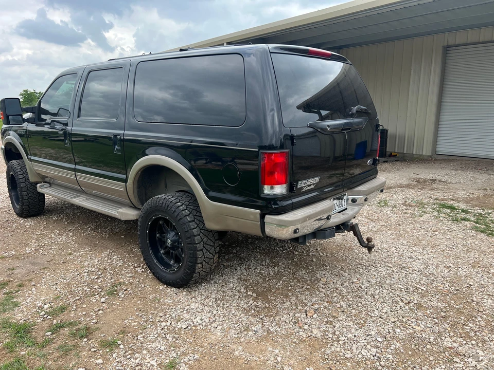2001 Ford Excursion - Image 13 of 31