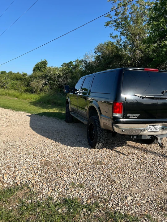 2001 Ford Excursion - Image 23 of 31