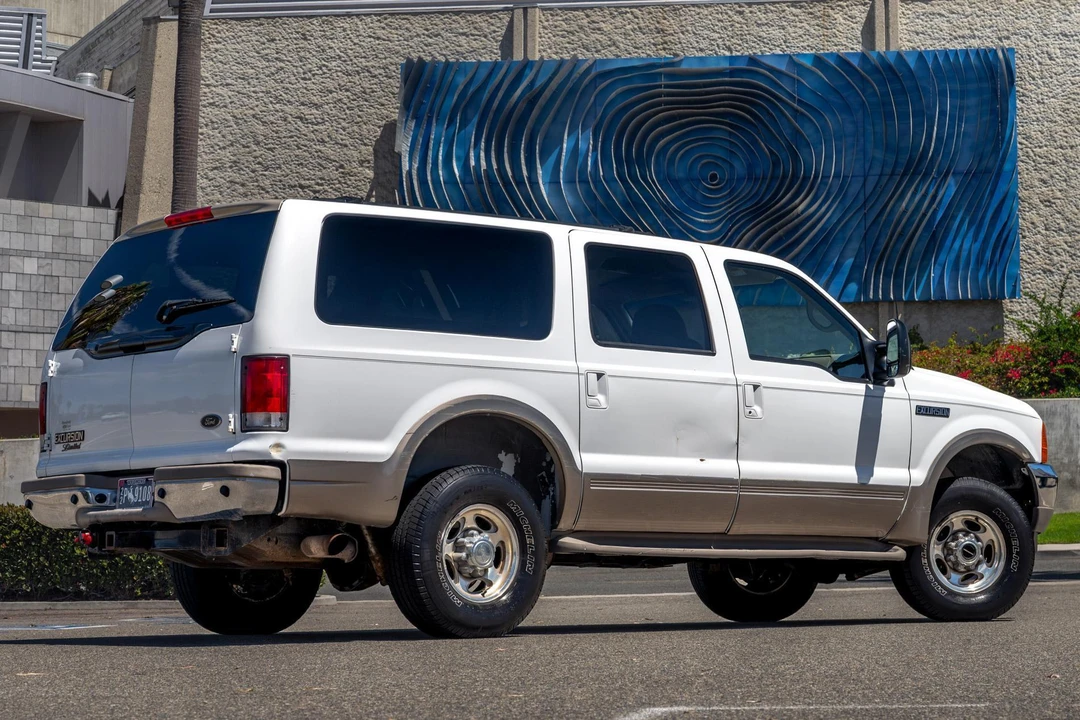 2001 Ford Excursion - Image 4 of 31