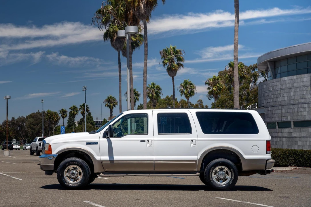 2001 Ford Excursion - Image 3 of 31