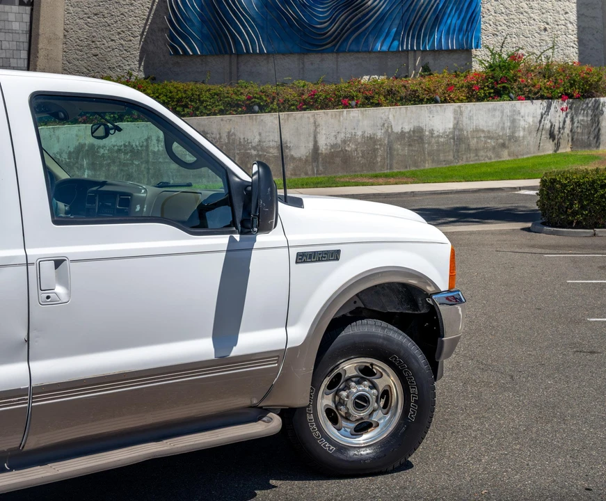 2001 Ford Excursion - Image 27 of 31