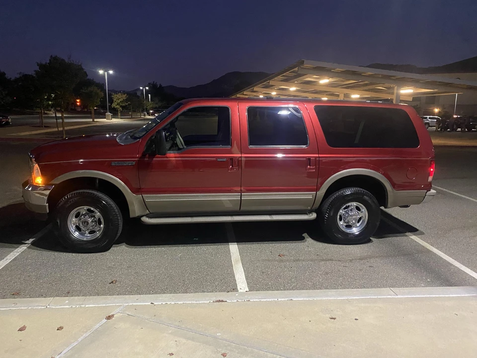 2001 Ford Excursion - Image 11 of 31