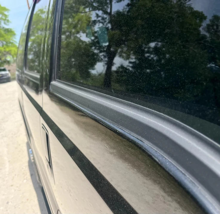 2001 Ford Excursion - Image 30 of 31