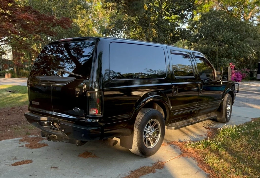 2001 Ford Excursion - Image 12 of 31