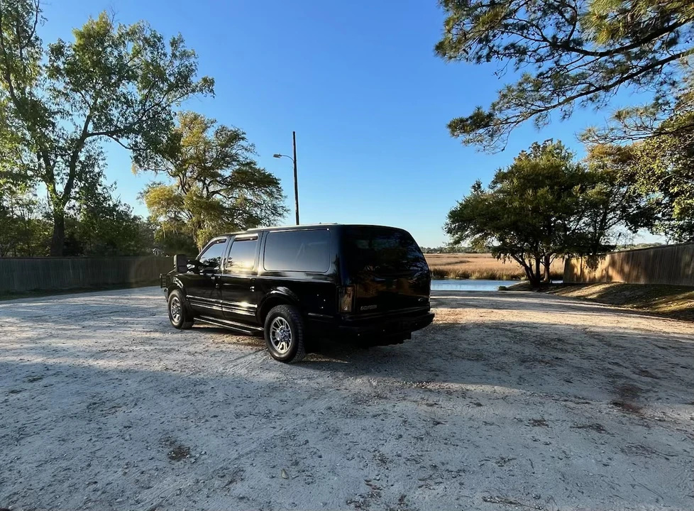 2001 Ford Excursion - Image 7 of 31