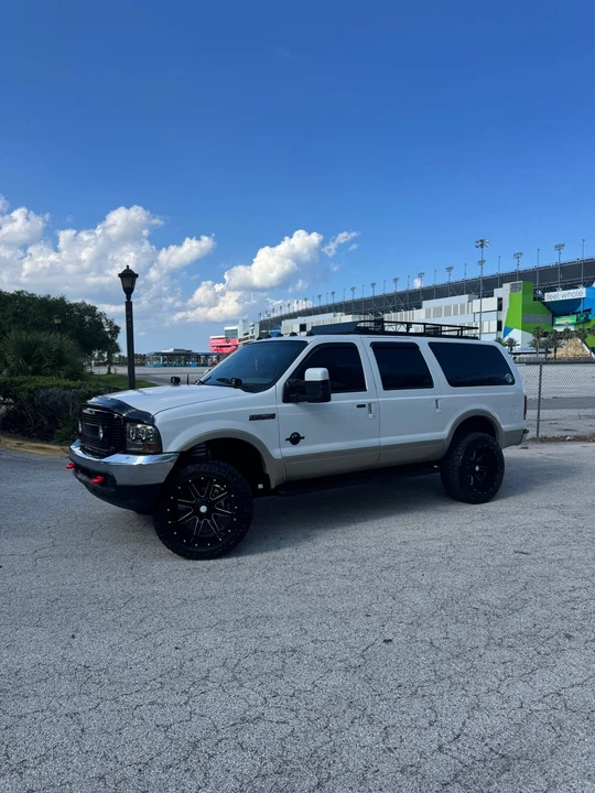 2001 Ford Excursion - Image 14 of 31