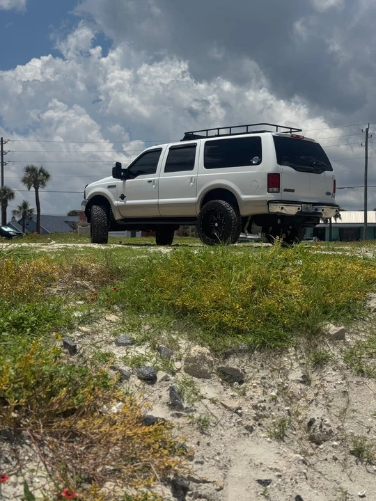 2001 Ford Excursion - Image 18 of 31