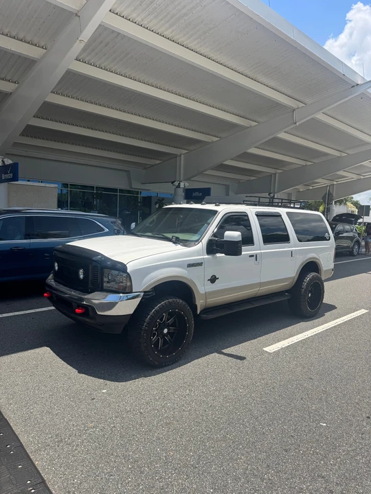 2001 Ford Excursion - Image 12 of 31