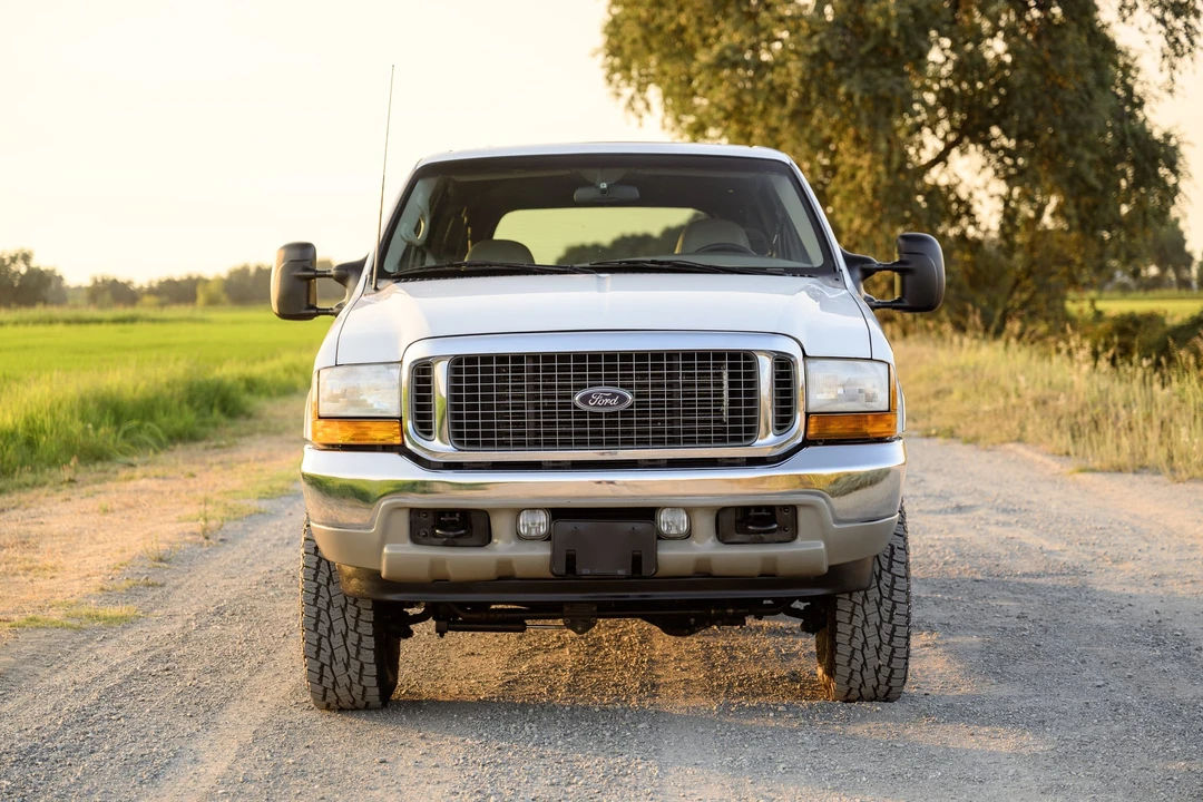 2001 Ford Excursion - Image 4 of 31