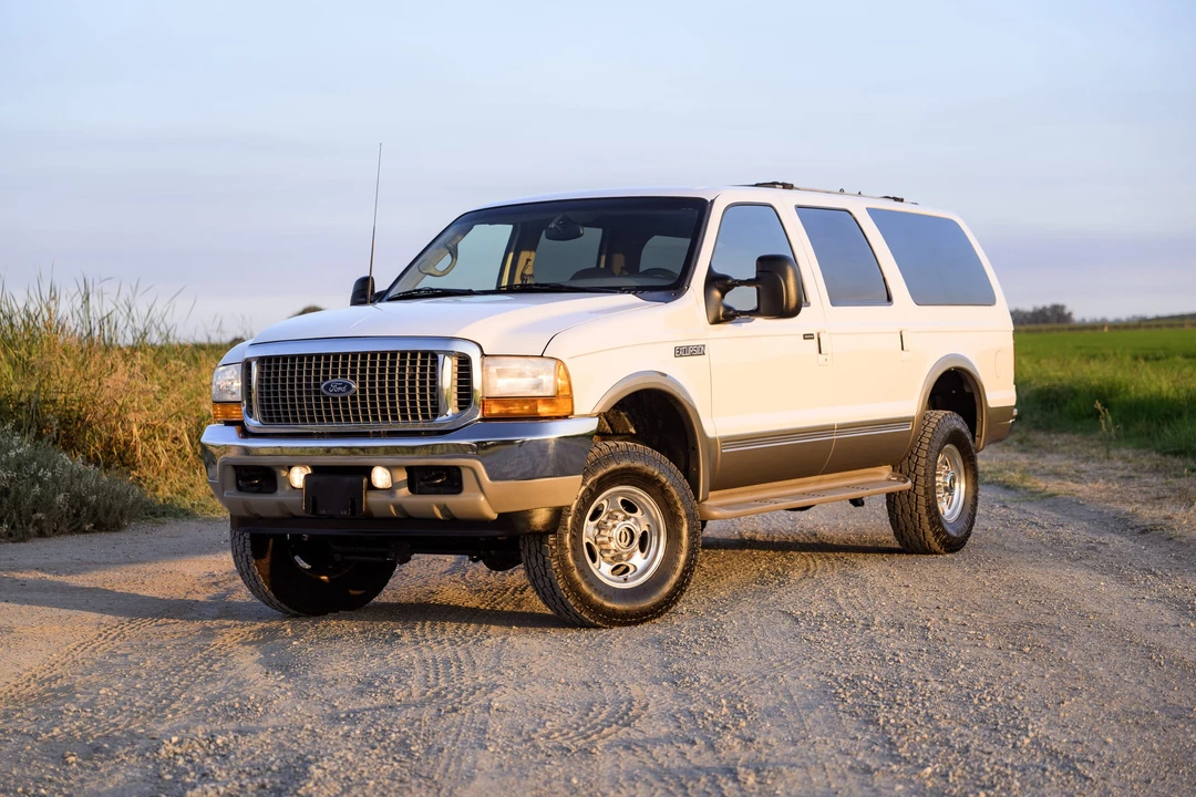 2001 Ford Excursion - Image 17 of 31