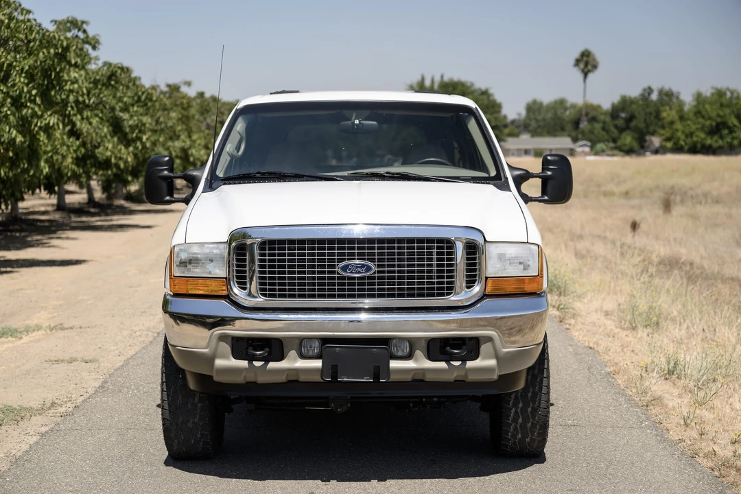 2001 Ford Excursion - Image 9 of 31
