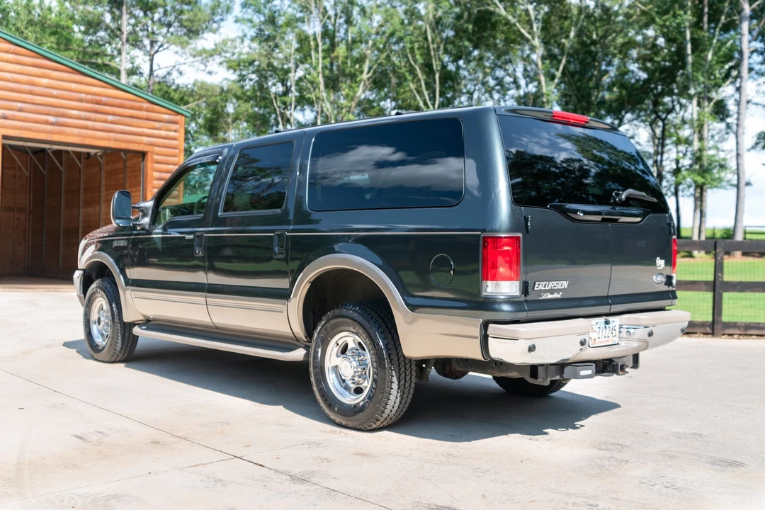 2001 Ford Excursion - Image 9 of 31