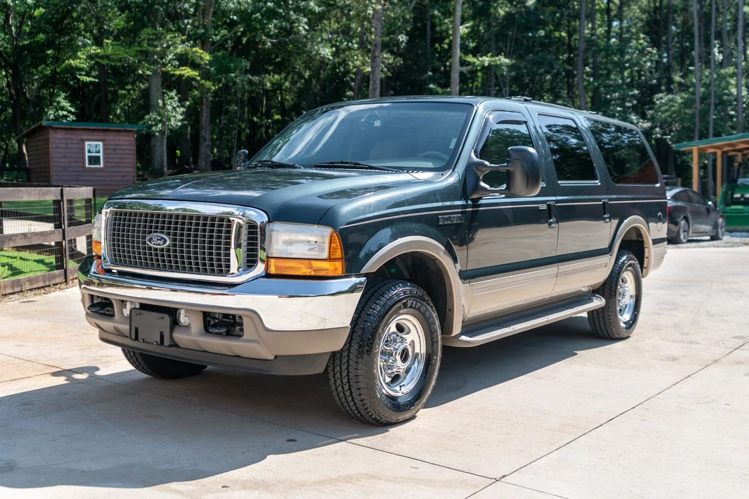 2001 Ford Excursion - Image 2 of 31