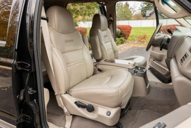 2001 Ford Excursion - Image 4 of 7