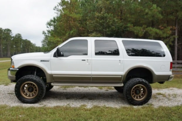 2001 Ford Excursion - Image 3 of 7