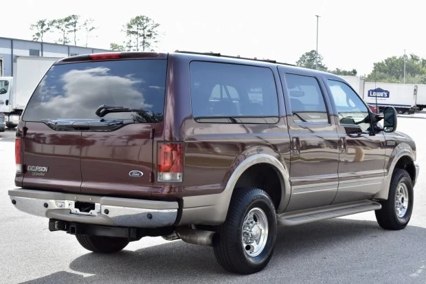2001 Ford Excursion - Image 2 of 7