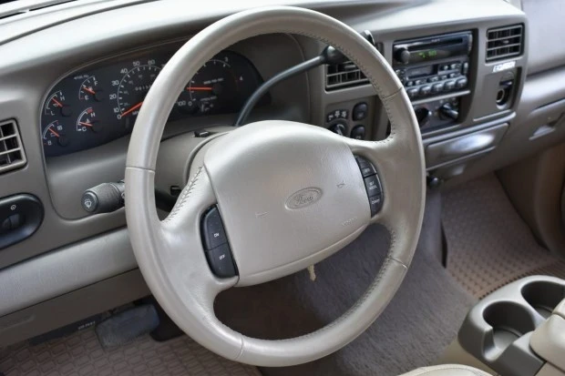 2001 Ford Excursion - Image 5 of 7