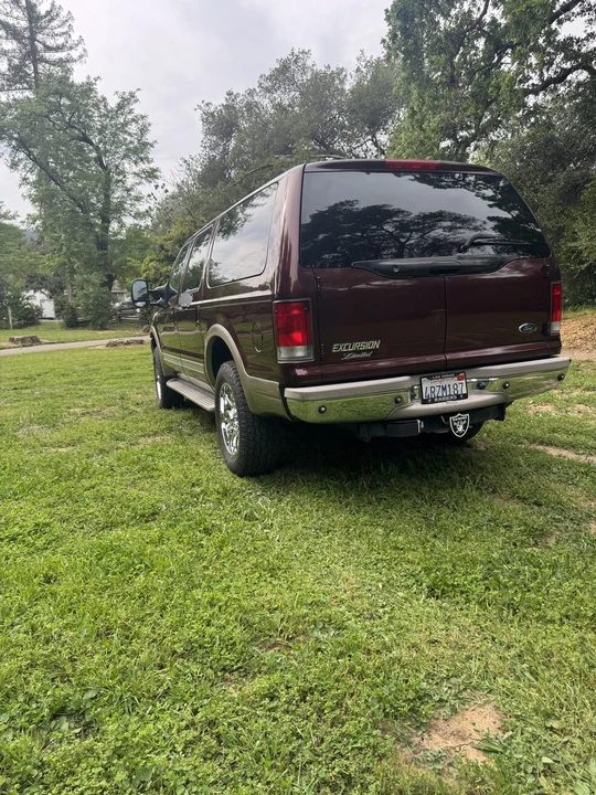 2001 Ford Excursion - Image 11 of 31