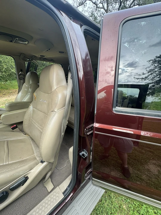2001 Ford Excursion - Image 25 of 31