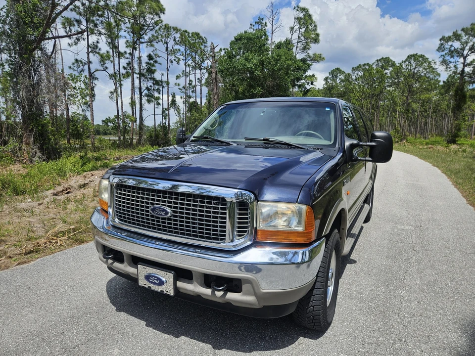 2001 Ford Excursion - Image 3 of 31