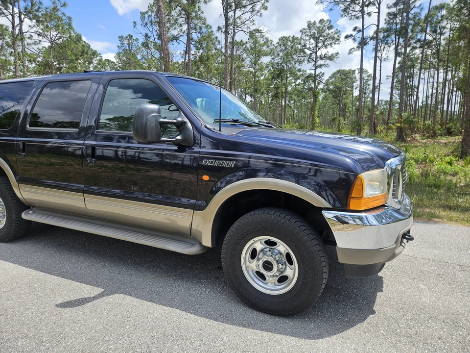 2001 Ford Excursion - Image 30 of 31